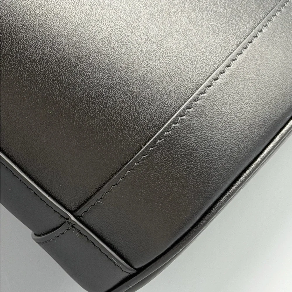 Ferragamo Black Leather Tote with Gold Tag and Pouch - Picture 13 of 14